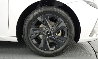 Hyundai Avante 2023, 46479 км, за 14205.48 USD
