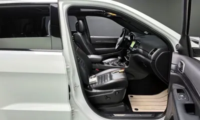 Jeep Cherokee 2020, 38830 км, за 16345.02 USD - фото 10
