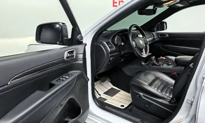 Jeep Cherokee 2020, 38830 км, за 16345.02 USD - фото 11