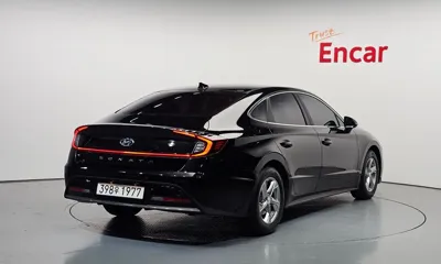 Hyundai Sonata 2022, 56020 км, за 12977.55 USD