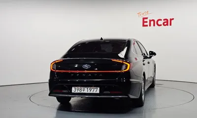 Hyundai Sonata 2022, 56020 км, за 12977.55 USD