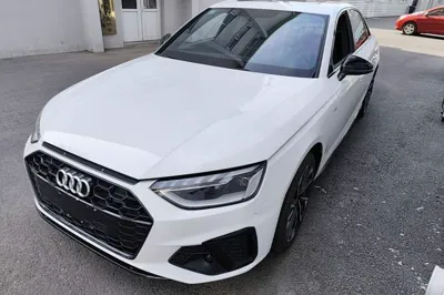 Audi A4L · 2023 год
