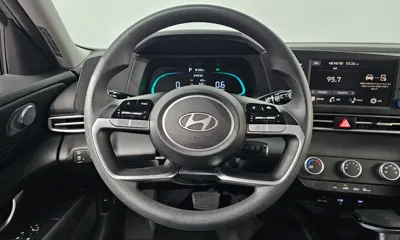 Hyundai Avante 2025, 30182 км, за 8977.37 USD - фото 16