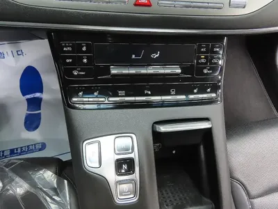 Hyundai Grandeur 2021, 103343 км, за 11839.72 USD - фото 15