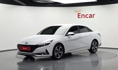 Hyundai Avante · 2022 год