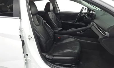 Hyundai Avante 2022, 64685 км, за 12866.46 USD - фото 12
