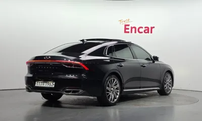 Hyundai Grandeur 2020, 83075 км, за 15432.7 USD