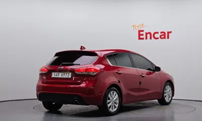 Kia K3 2015, 115271 км, за 3187.62 USD
