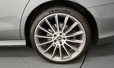 Mercedes-Benz E-Class 2019, 94162 км, за 21143.04 USD