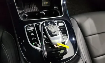Mercedes-Benz E-Class 2019, 94162 км, за 21143.04 USD - фото 9