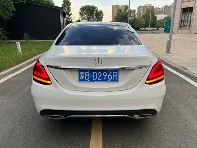Mercedes-Benz C-Class 2020, 96000 км, за 17707.1 USD