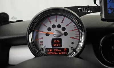 MINI Cooper 2010, 86569 км, за 2974.62 USD - фото 8