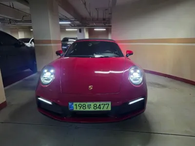 Porsche 911 · 2020 год
