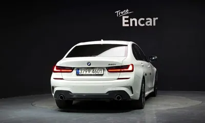 BMW 3-Series 2021, 68921 км, за 18786.97 USD - фото 4