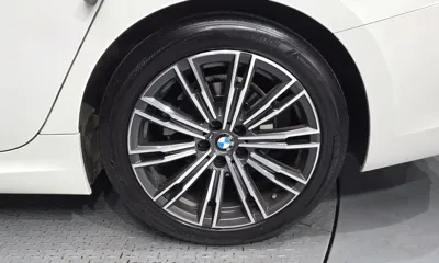 BMW 3-Series 2021, 68921 км, за 18786.97 USD - фото 21
