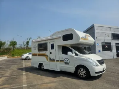 Hyundai Starex 2012, 42712 км, за 10502.82 USD
