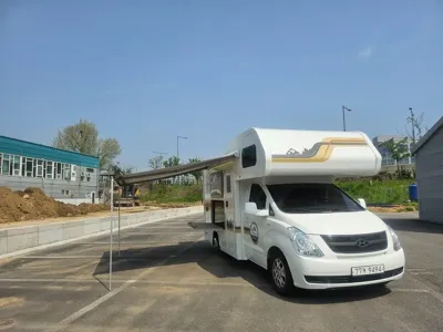 Hyundai Starex 2012, 42712 км, за 10502.82 USD
