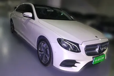 Mercedes-Benz E-Class 2017, 53700 км, за 25462 USD