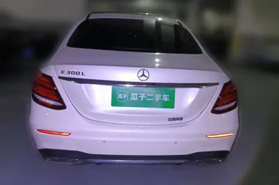Mercedes-Benz E-Class 2017, 53700 км, за 25462 USD