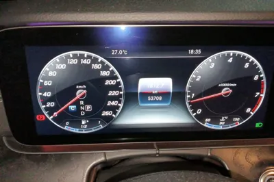 Mercedes-Benz E-Class 2017, 53700 км, за 25462 USD - фото 11