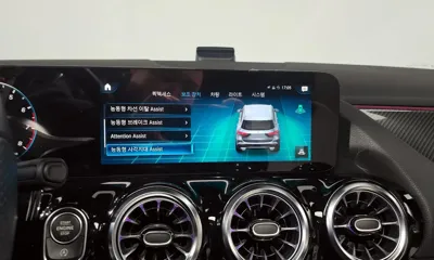 Mercedes-Benz GLA-Class 2023, 58870 км, за 22252.86 USD - фото 18