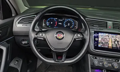 Volkswagen Tiguan 2020, 76060 км, за 17133.56 USD - фото 13