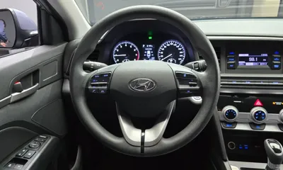 Hyundai Avante 2019, 51377 км, за 8336.62 USD - фото 13