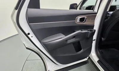 Kia Sorento 2021, 57047 км, за 15628.67 USD - фото 25