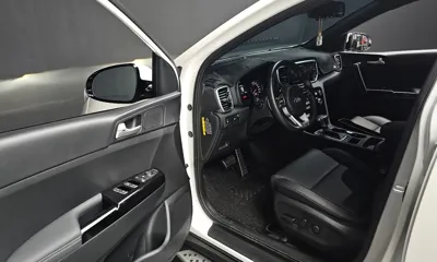 Kia Sportage 2019, 5994 км, за 14638.31 USD - фото 11