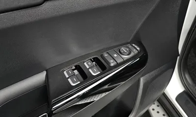 Kia Sportage 2019, 5994 км, за 14638.31 USD - фото 17