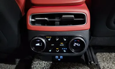 Genesis GV70 2021, 121100 км, за 23730.85 USD - фото 19