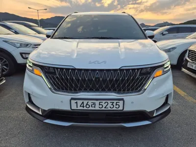 Kia Canival · 2023 год