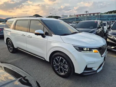 Kia Canival 2023, 54688 км, за 19087.96 USD