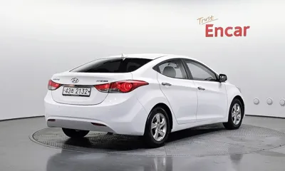 Hyundai Avante 2012, 106042 км, за 3305.13 USD