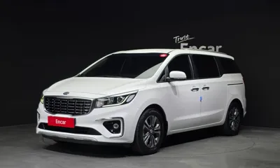 Kia Canival · 2019 год