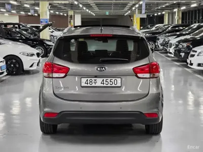 Kia Carens 2014, 85200 км, за 4226.08 USD