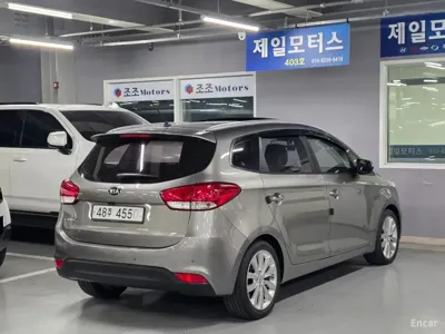 Kia Carens 2014, 85200 км, за 4226.08 USD