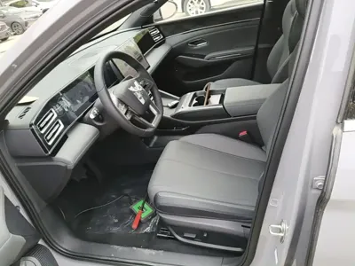 BYD Qin L 2026, 100 км, за 12830.83 USD - фото 15