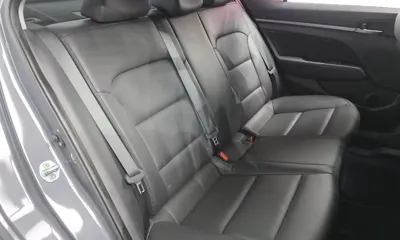 Hyundai Avante 2018, 80334 км, за 7111.89 USD - фото 13
