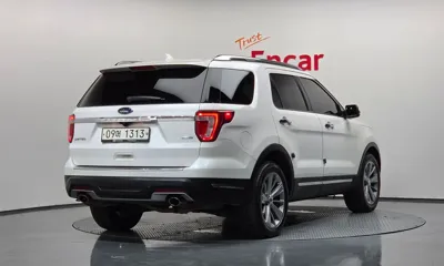 Ford Explorer 2018, 152562 км, за 8462.55 USD