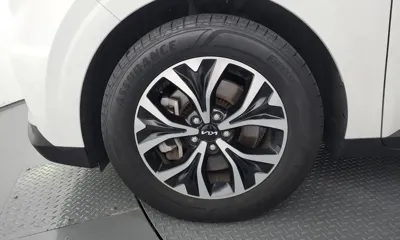 Kia Canival 2023, 74164 км, за 16677.53 USD