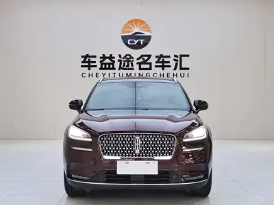Lincoln Corsair 2021, 91000 км, за 14410.1 USD