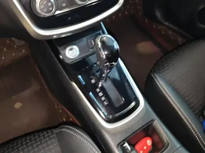 Nissan Tiida 2019, 45599 км, за 7401.27 USD - фото 16