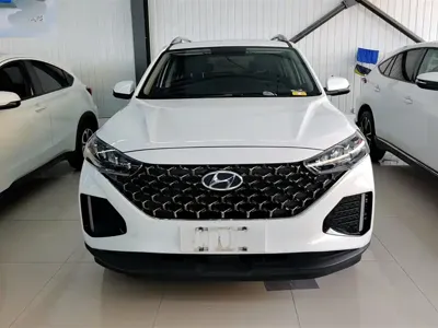 Hyundai ix35 2022, 30400 км, за 10498.67 USD