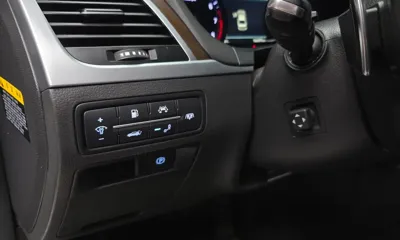 Genesis G80 2018, 166397 км, за 9767.53 USD - фото 32
