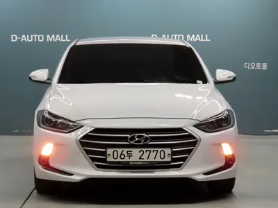 Hyundai Avante 2018, 39950 км, за 8599.19 USD