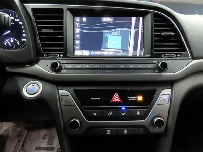 Hyundai Avante 2018, 39950 км, за 8599.19 USD - фото 12