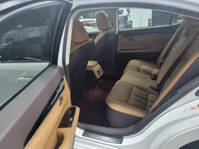 Lexus ES 2018, 100000 км, за 17692.34 USD - фото 8