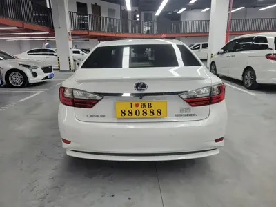 Lexus ES 2018, 100000 км, за 17692.34 USD - фото 10