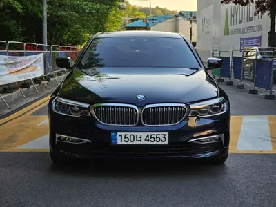 BMW 5-Series · 2018 год